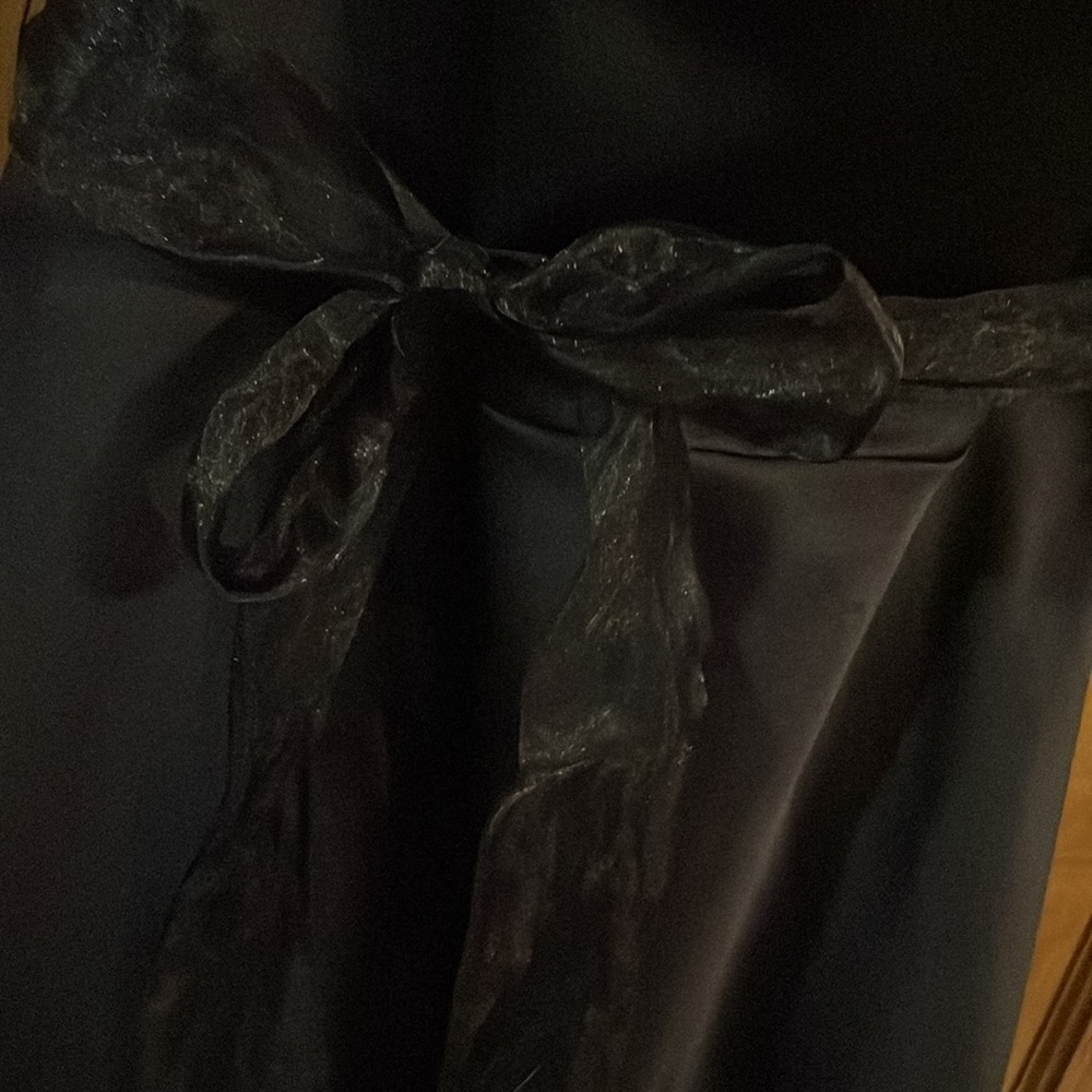 Alfred Angelo - Mid Length Grad/Prom Dress - Picture 4 of 9